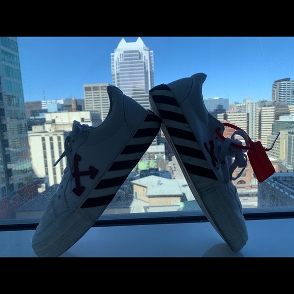 Off-White Shoes - OFF WHITE sneakers